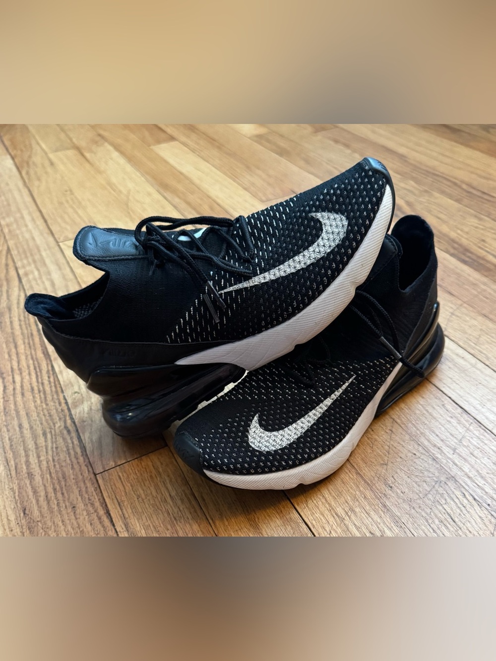 Women’s Nike Air Max 270 Flyknit Sneakers